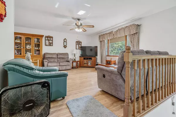 4250 Herr Fieldhouse Road, Southington, OH 44470