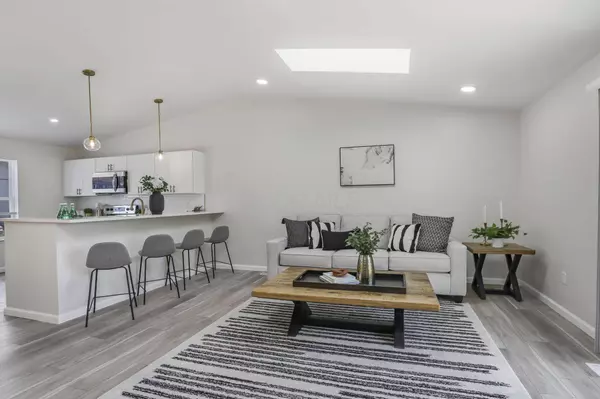 965 Radbourne Drive, Columbus, OH 43207