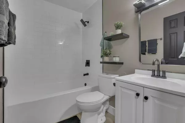 2637 Glenbar Court, Columbus, OH 43219