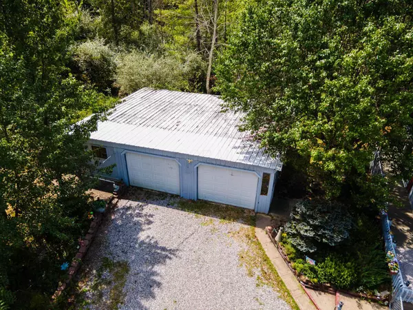 6624 Hudnell Road, Athens, OH 45701