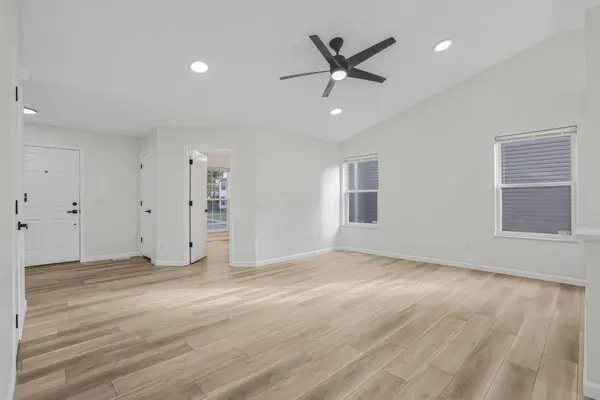 989 Lavender Lane, Columbus, OH 43207