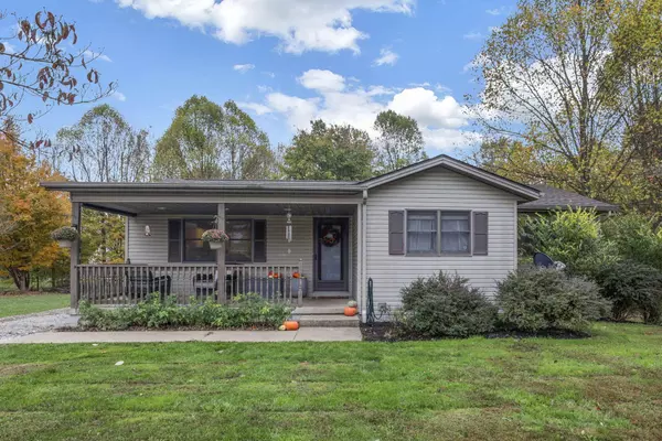 2204 Apple Valley Drive, Howard, OH 43028