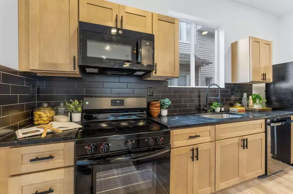 377 Alden Avenue, Columbus, OH 43201