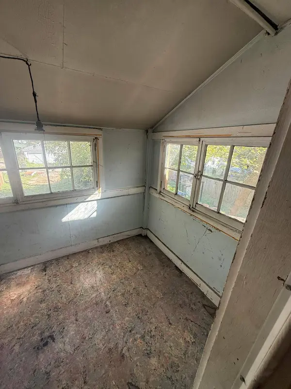 74 S Burgess Avenue, Columbus, OH 43204