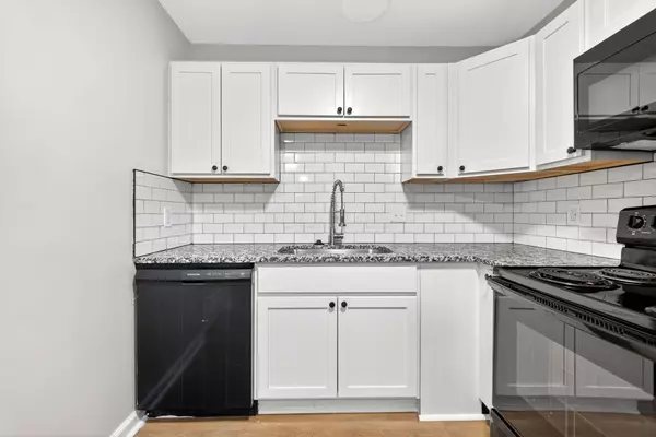 3897 La Rosa Drive #99, Grove City, OH 43123