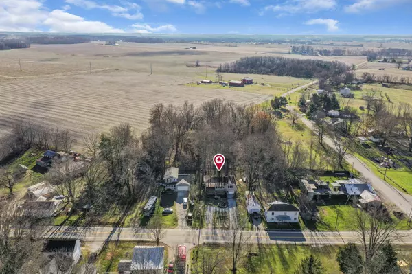 8890 Lancaster Thornville Road, Pleasantville, OH 43148