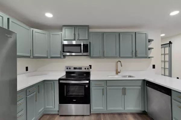 8890 Lancaster Thornville Road, Pleasantville, OH 43148