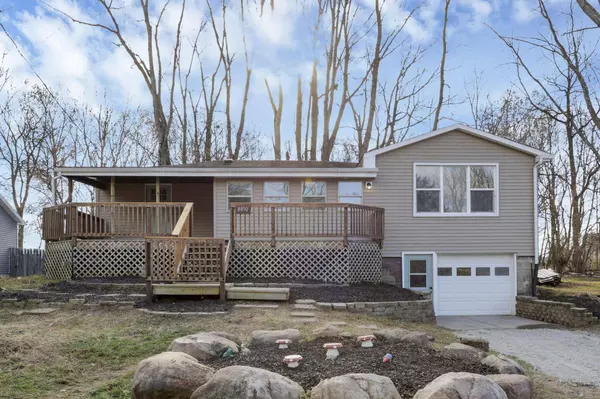 8890 Lancaster Thornville Road, Pleasantville, OH 43148