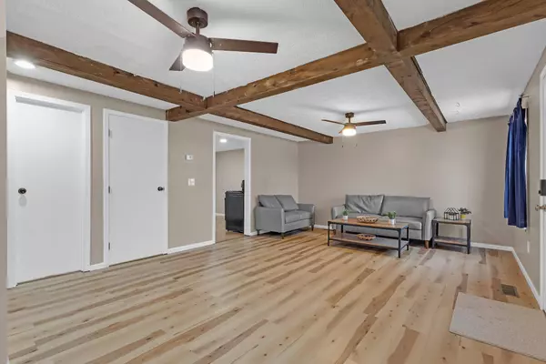 1607 Red Leaf Lane, Columbus, OH 43223