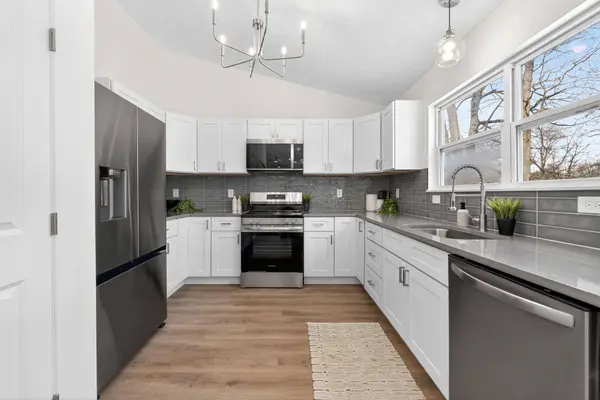 5561 Walnut View Boulevard, Columbus, OH 43230