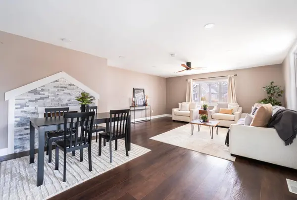 19 W Columbus Street, Lithopolis, OH 43136