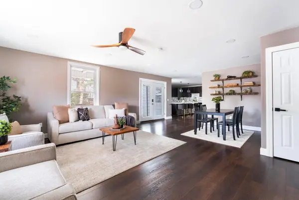 19 W Columbus Street, Lithopolis, OH 43136