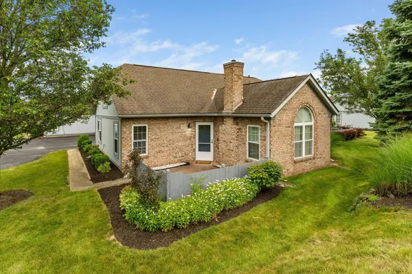 3828 Falls Circle Drive #22, Hilliard, OH 43026