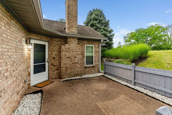 3828 Falls Circle Drive #22, Hilliard, OH 43026