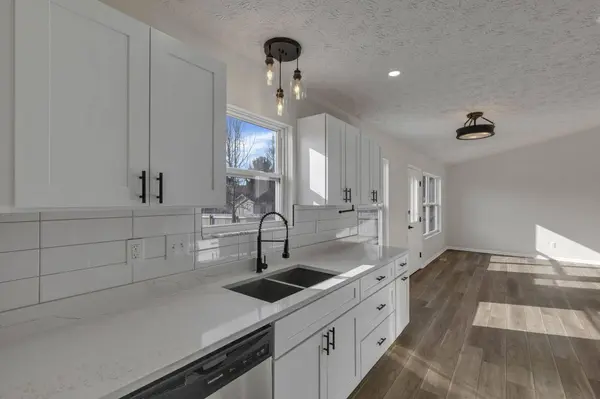 6575 Cloverlawn Circle, Canal Winchester, OH 43110