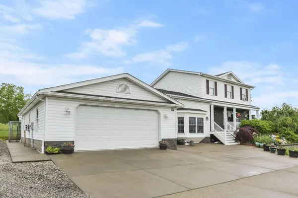 11241 Center Road, Garrettsville, OH 44231