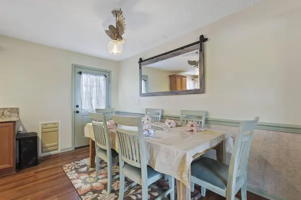 11241 Center Road, Garrettsville, OH 44231