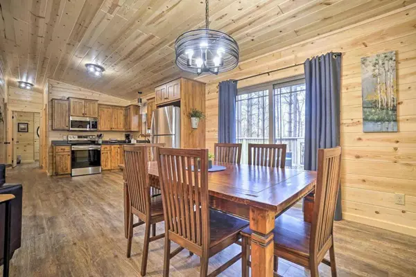 10104 Frasure-Helber Road, Logan, OH 43138