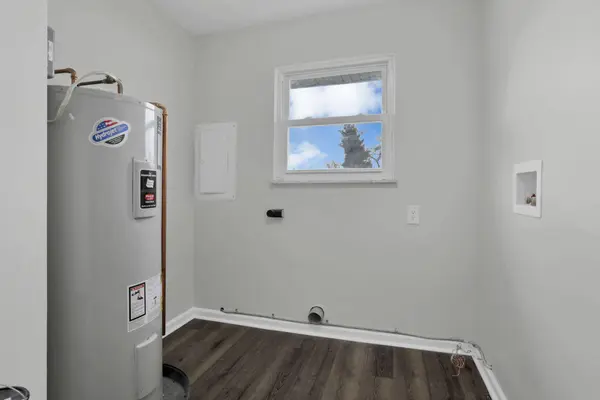 61 Kraft Drive, Ashville, OH 43103