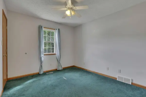 29654 Cherrycrest Drive, Logan, OH 43138