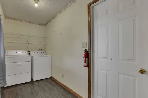 29654 Cherrycrest Drive, Logan, OH 43138