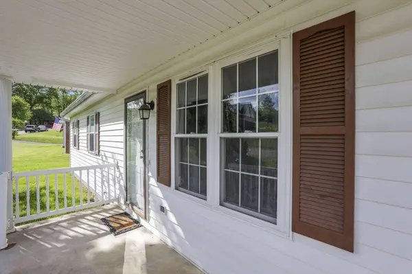 29654 Cherrycrest Drive, Logan, OH 43138