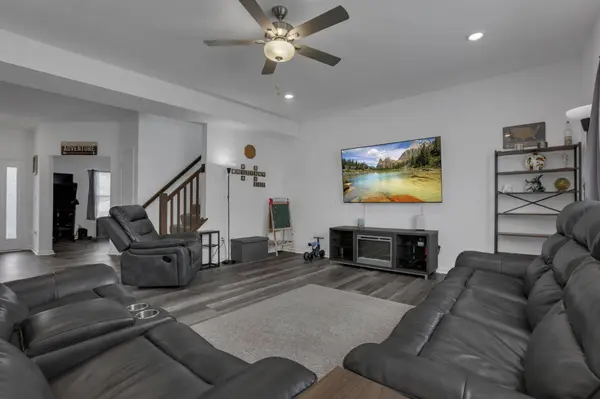 1896 Independence Drive, Lancaster, OH 43130