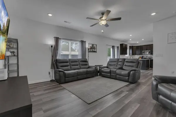1896 Independence Drive, Lancaster, OH 43130