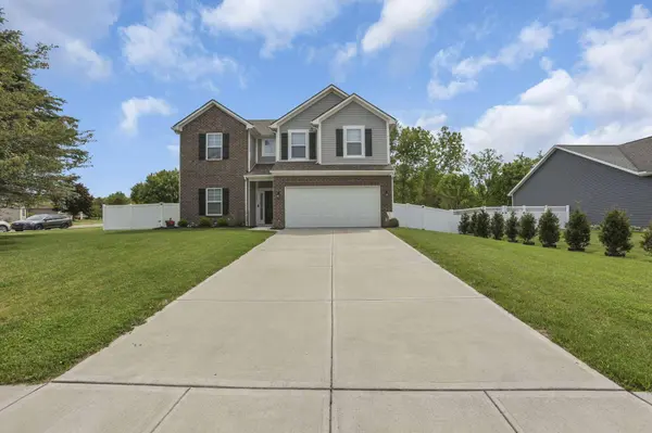 1896 Independence Drive, Lancaster, OH 43130