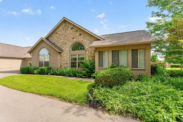 3762 Stoneway Point, Powell, OH 43065