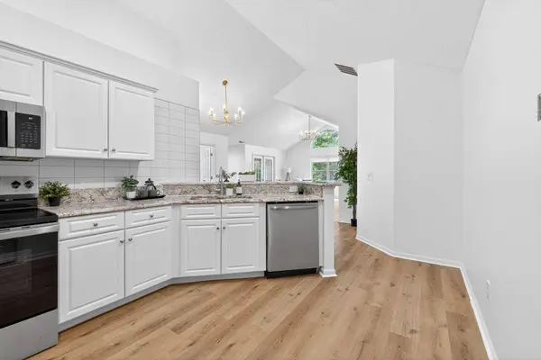 3762 Stoneway Point, Powell, OH 43065