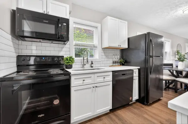 1040 E 13th Avenue, Columbus, OH 43211
