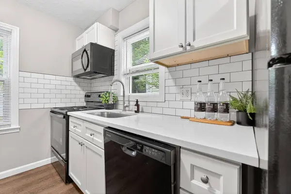 1040 E 13th Avenue, Columbus, OH 43211