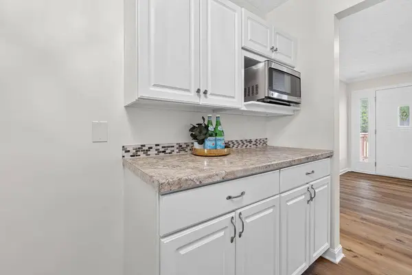 60 Daley Drive, Pataskala, OH 43062
