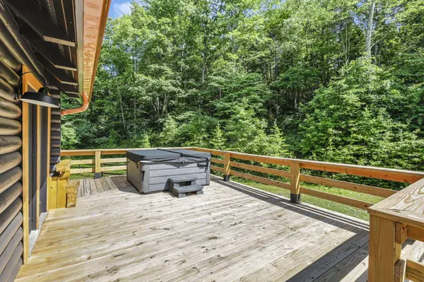2480 W Point Road, Lancaster, OH 43130