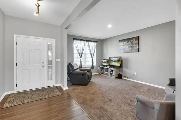 8376 Comstock Terrace, Pickerington, OH 43147