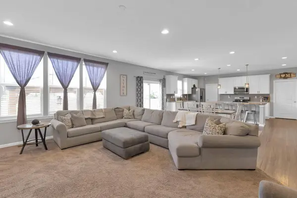 8376 Comstock Terrace, Pickerington, OH 43147