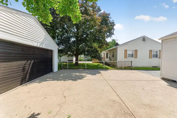 930 Pauline Avenue, Columbus, OH 43224