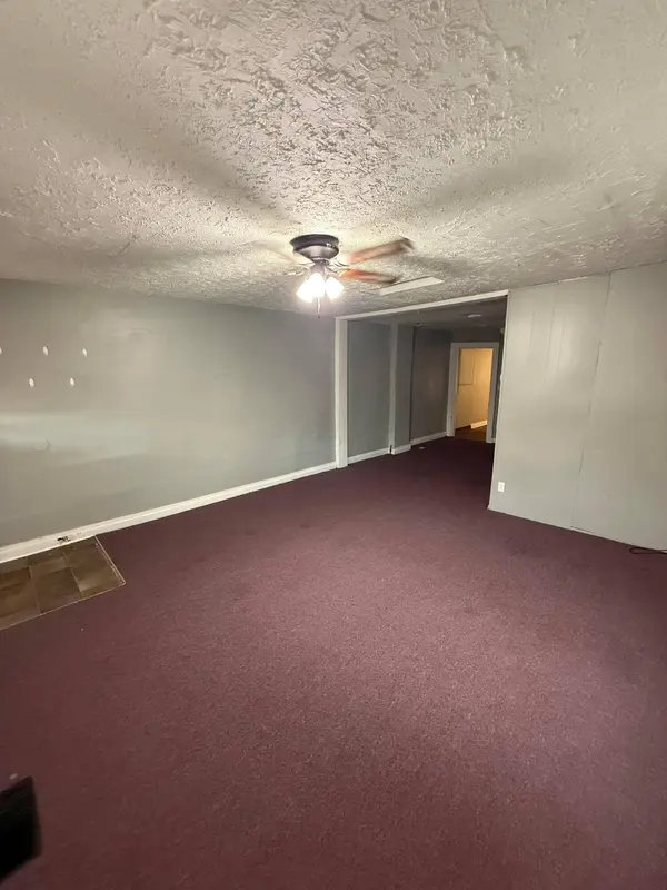 1180 4th Street, Logan, OH 43138