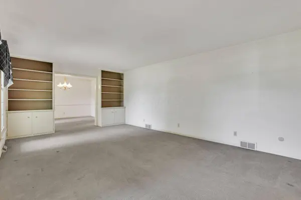 1882 Rosewood, Lancaster, OH 43130