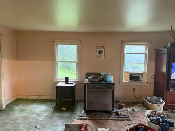 30032 Maple Drive, Quaker City, OH 43773