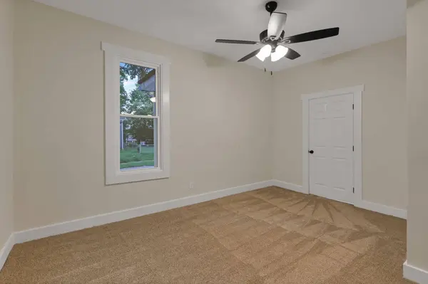 228 Eastern Avenue, New Lexington, OH 43764