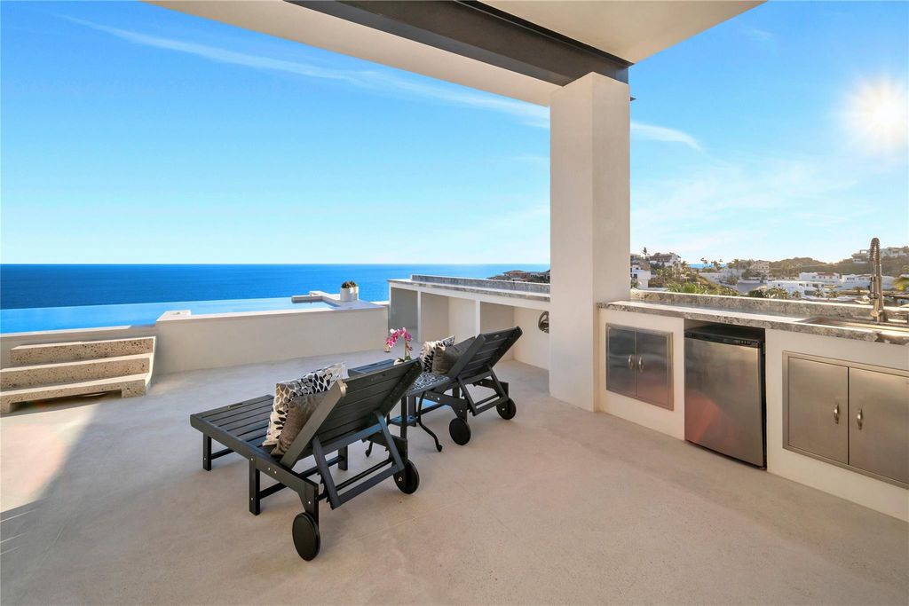 Luxury interior at Milichichi in Pedregal Cabo San Lucas