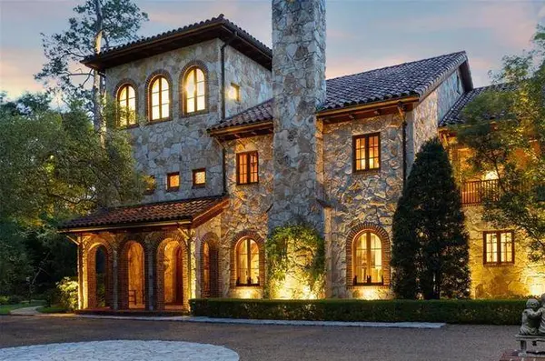 603 W Friar Tuck Ln, Houston, TX 77024