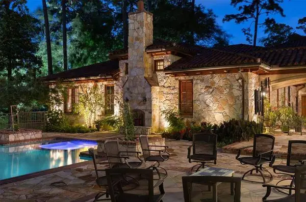 603 W Friar Tuck Ln, Houston, TX 77024