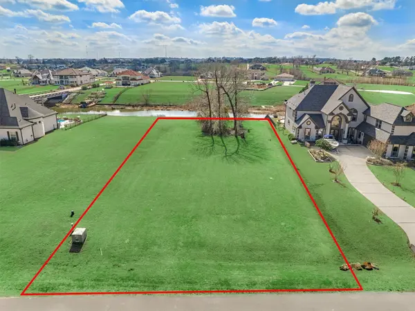 11621 Grandview DR, Montgomery, TX 77356