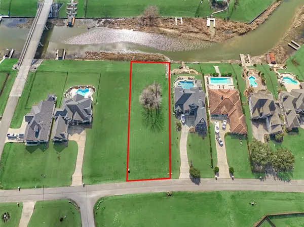 11621 Grandview DR, Montgomery, TX 77356