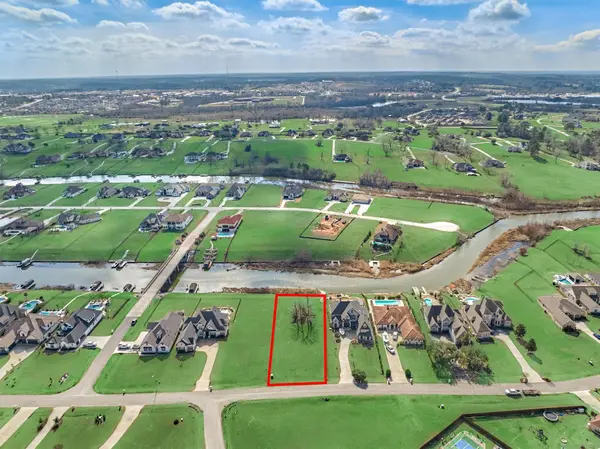 11621 Grandview DR, Montgomery, TX 77356