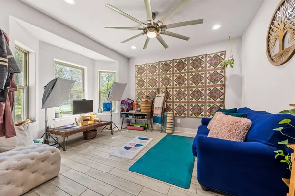 4425 Fuqua ST, Houston, TX 77048