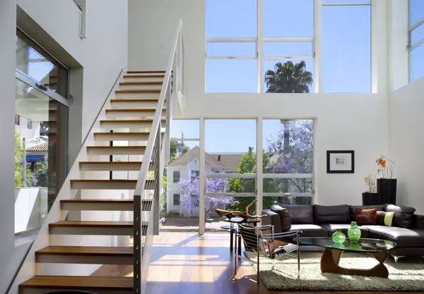 What home decor style is popular right now?,Kye Alexander
